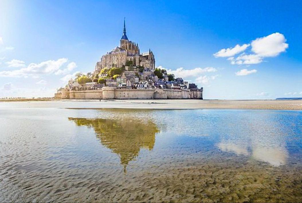 Chateau De Chambres Mont St Michel Saint-James Eksteriør billede